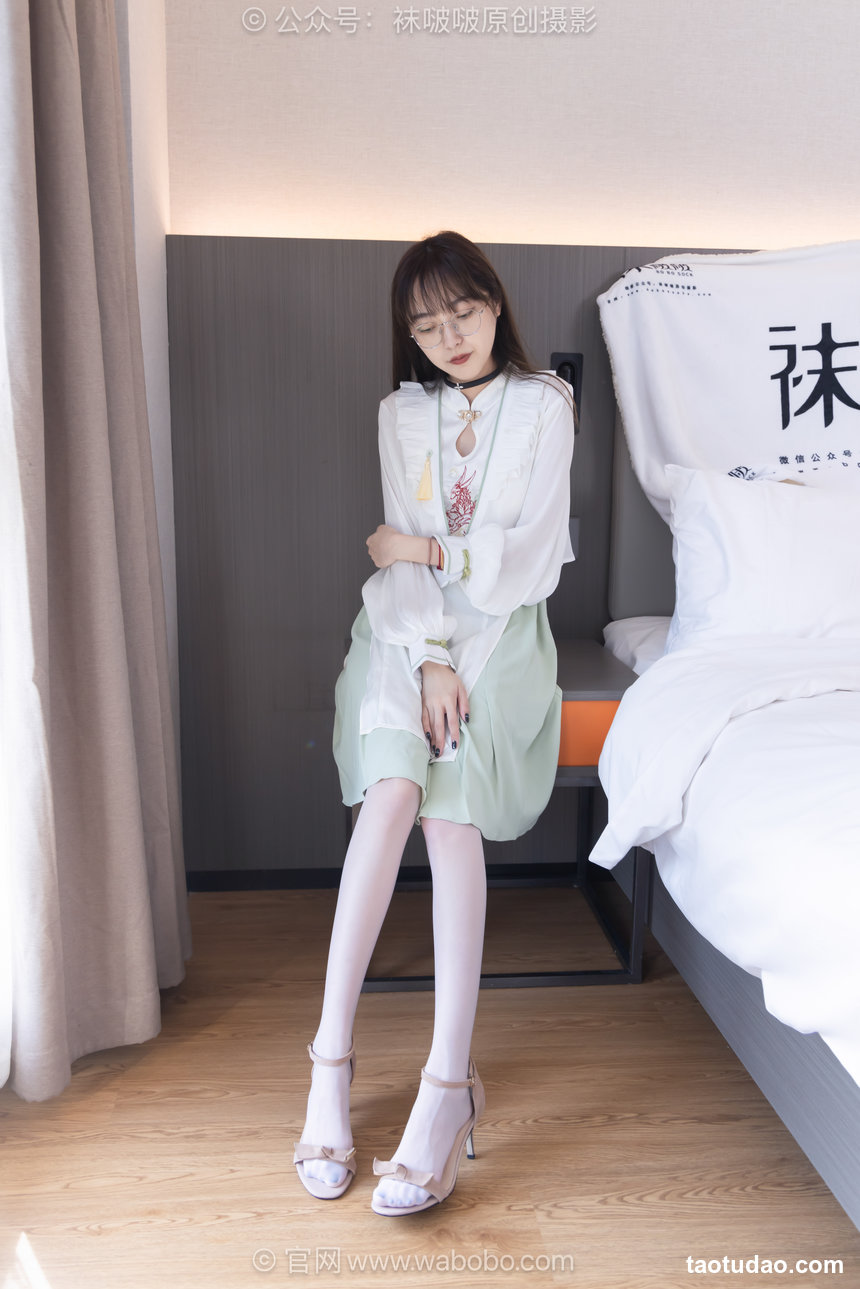 BoBoSocks袜啵啵 No.674 稚予-高跟凉鞋、薄白丝、裸足 [145P1V-5.17GB]