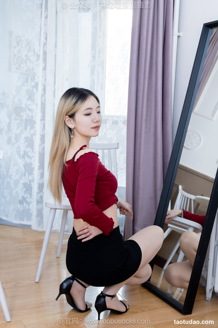 BoBoSocks袜啵啵 No.676 小甜豆-高跟凉鞋、薄肉丝、穿鞋 [148P1V-7.28GB]