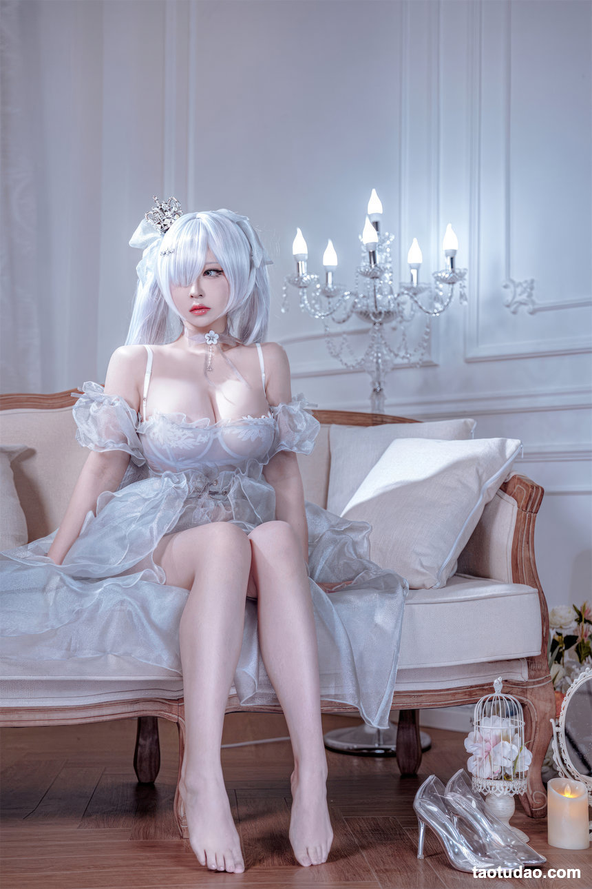 半半子 –  Nikke胜利女神-灰姑娘·水晶公主[44P-216.3M]