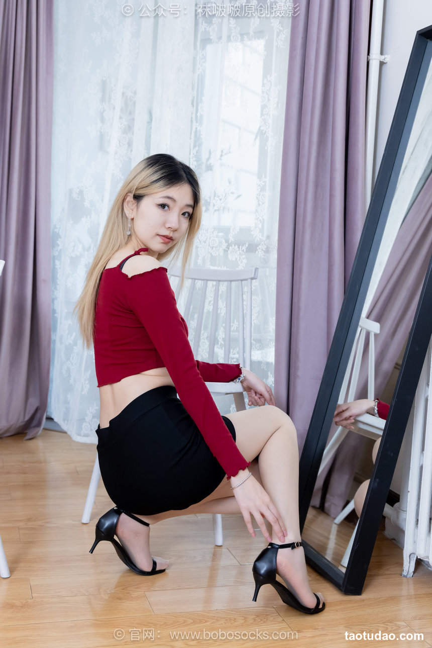 BoBoSocks袜啵啵 No.676 小甜豆-高跟凉鞋、薄肉丝、穿鞋 [148P1V-7.28GB]