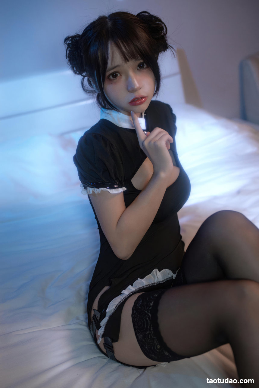 疯猫ss –  黑色护士[40P-371.1M]