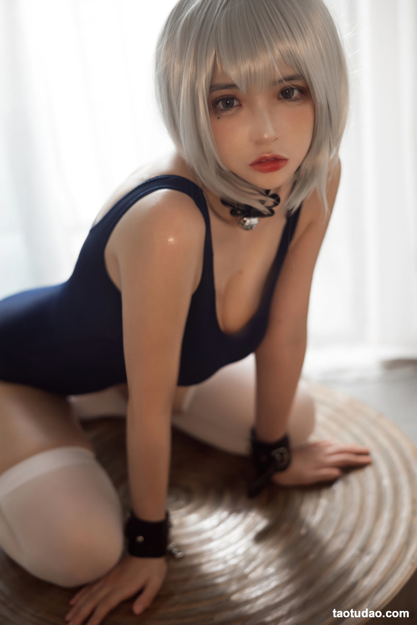 疯猫ss – 白发束缚死库水[40P-243.6M]