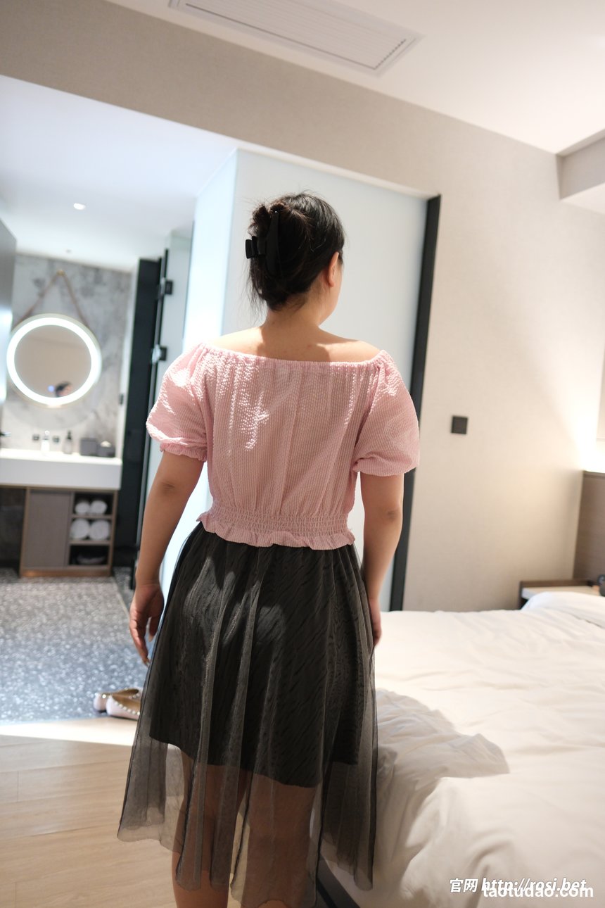 [ROSI写真]2026.03.31 NO.5230[84+1P／234MB]