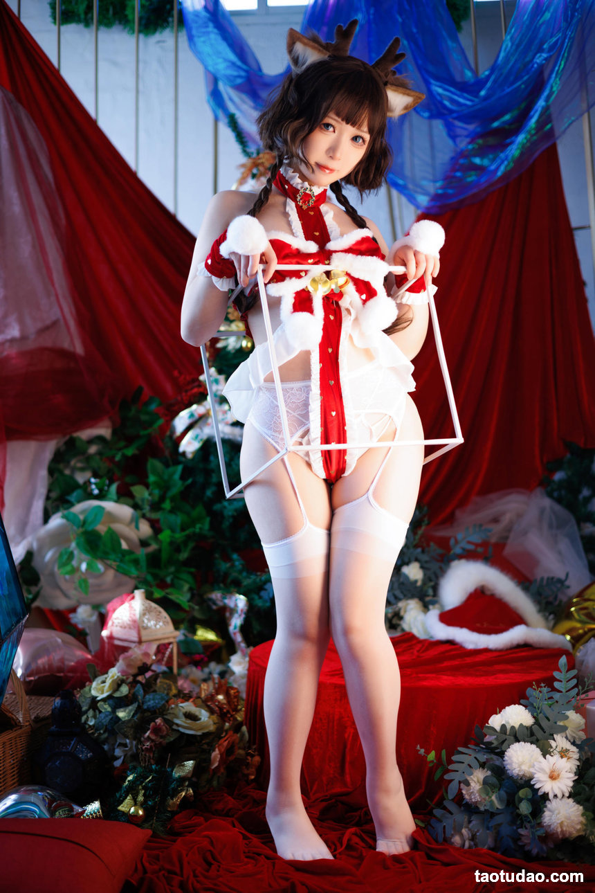 樱落酱w –  圣诞小鹿 [28P-470MB]