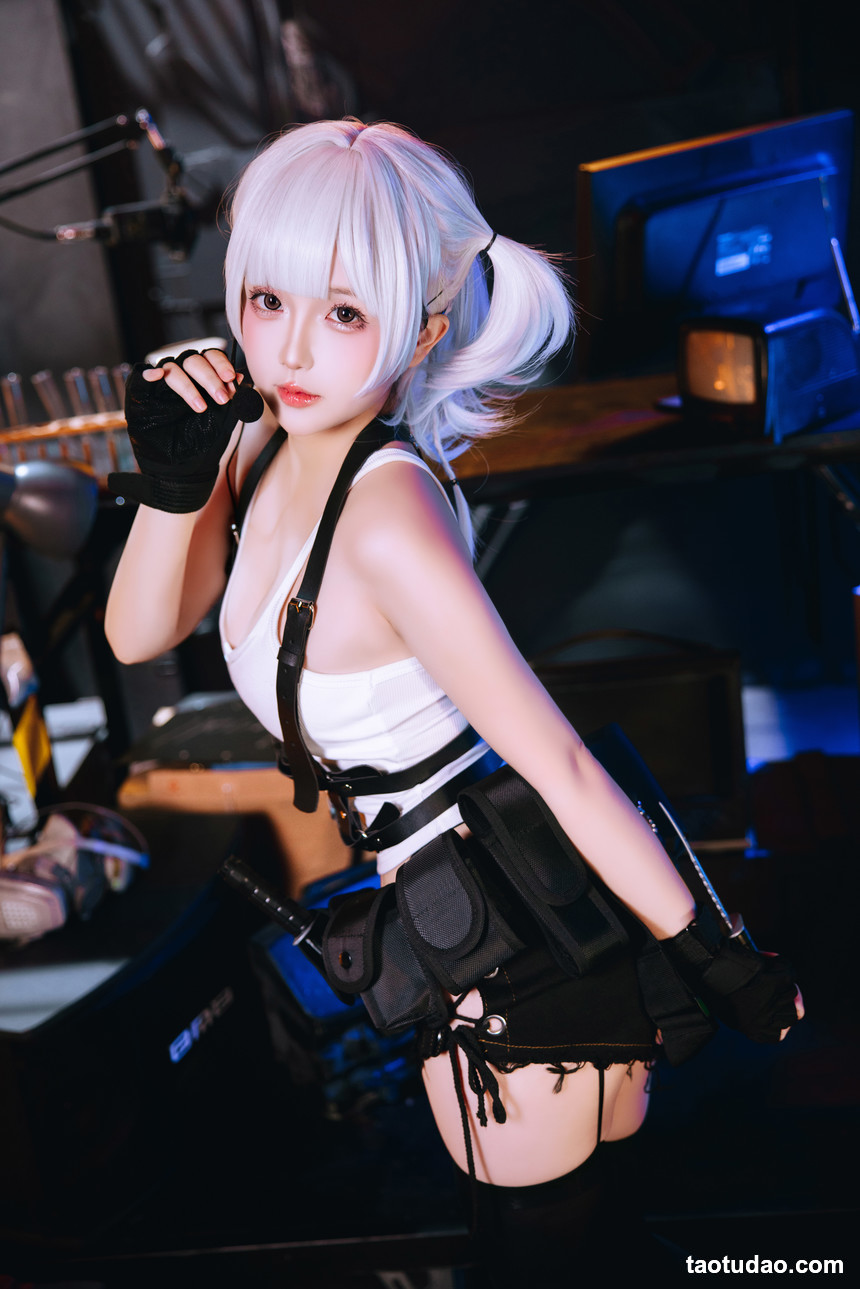 日奈娇 –  代号007[166P-5V-2.19G]
