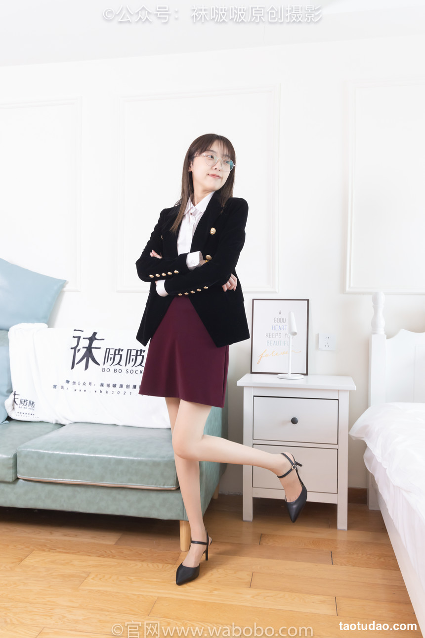 BoBoSocks袜啵啵 No.686 稚予-ol制服、高跟鞋、薄肉丝 [158P1V-8.82GB]