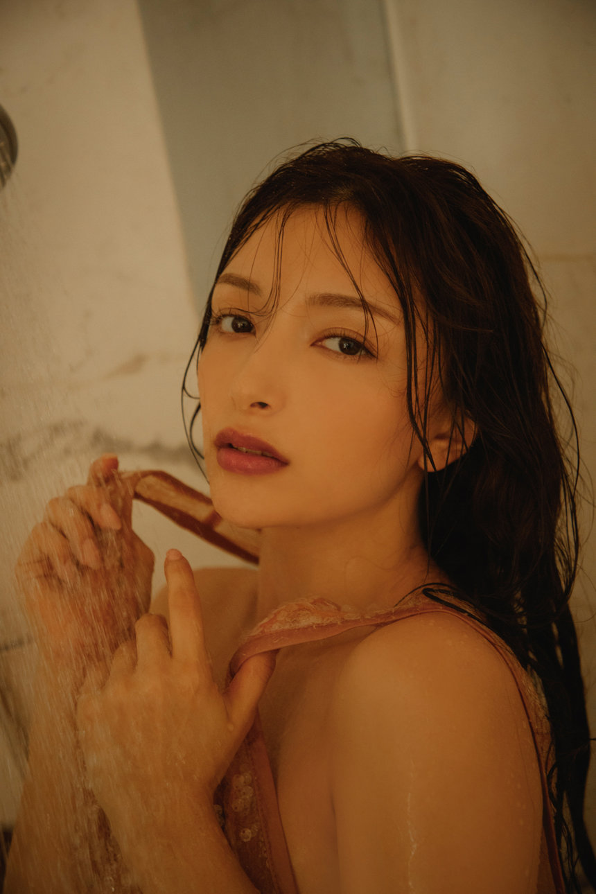 【デジタル限定】Erika エリマリ姉妹1st写真集 fericire オール未公開Edition