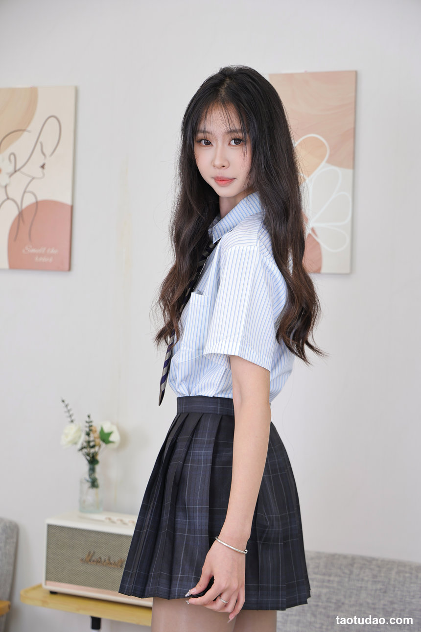 绮梦摄影 - 第400期 小然（无印珍藏版）【图包+视频】[454P+2V-8.95G]