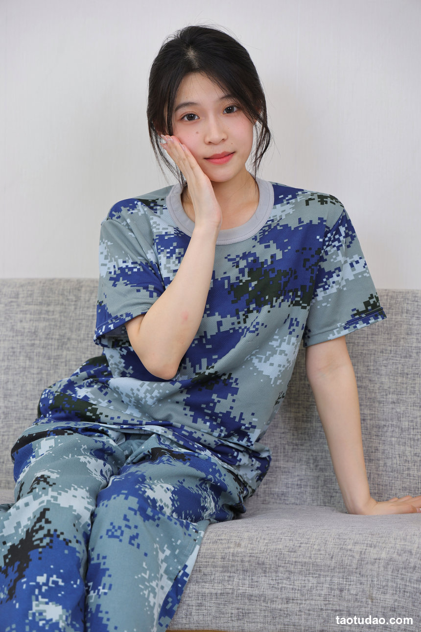 绮梦摄影 - 第424期 小芸（ 无印珍藏版）【图包+视频】[485P+2V-9.29G]