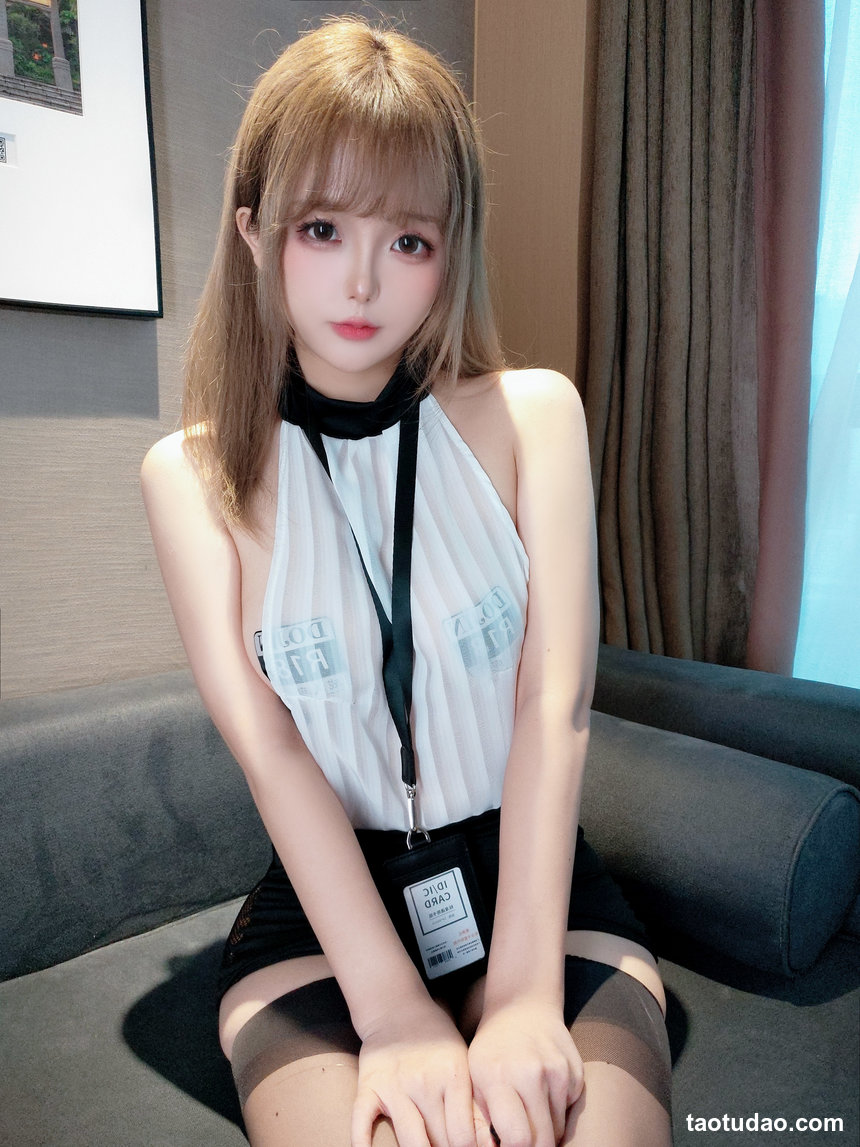 日奈娇 –  小秘书[107P+4V-428.1M]