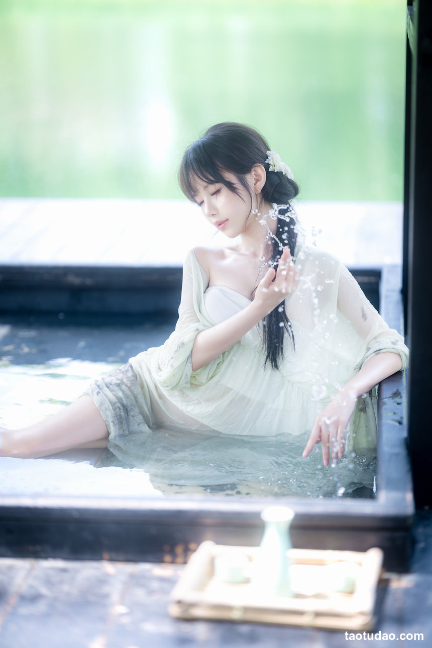 Shika小鹿鹿 –  江南水色 [66P+3V-1.03GB]