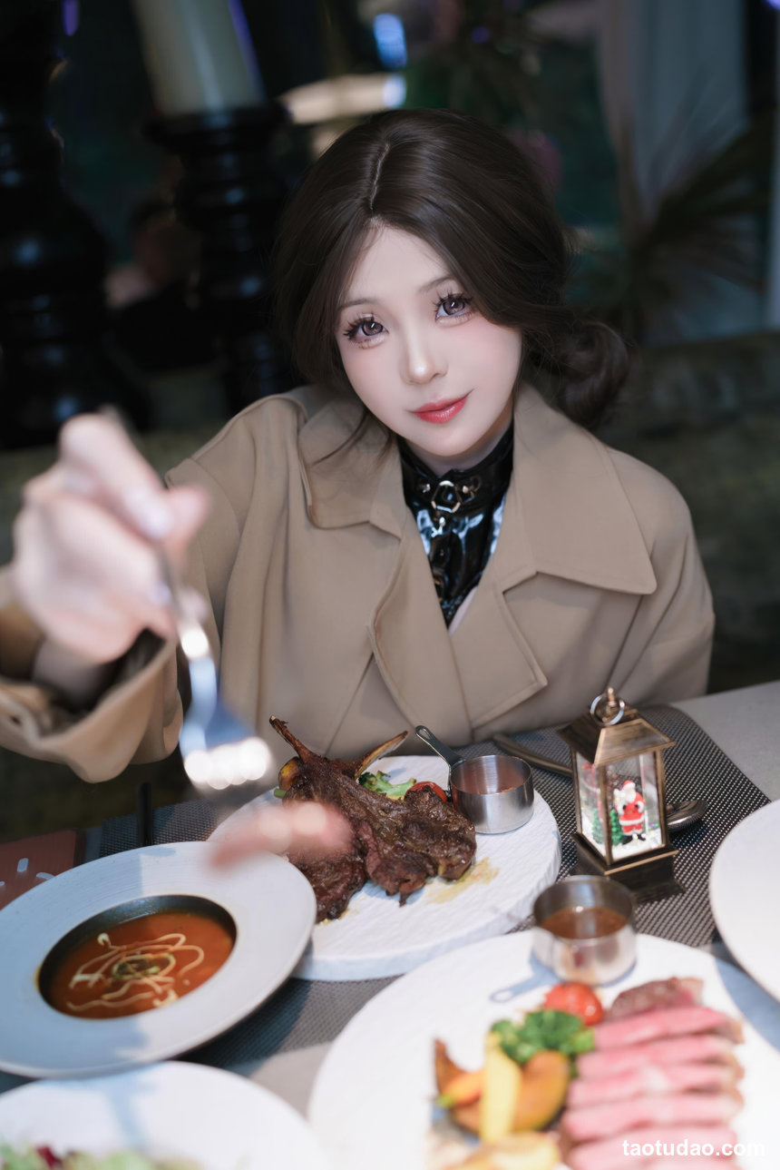 miko酱ww – 约会日[43P-415.8M]