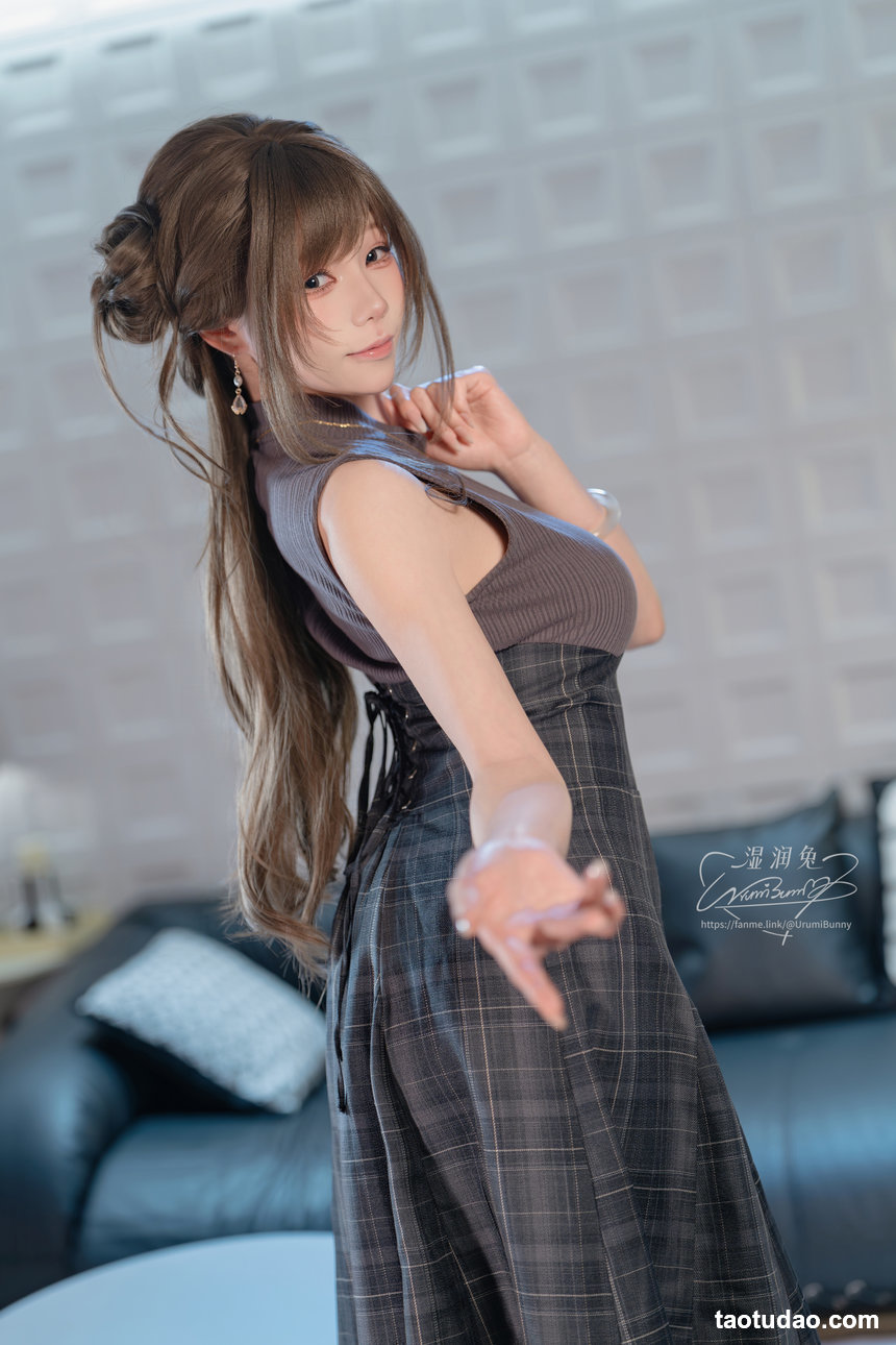 咬一口兔娘(Yiko湿润兔) – 5月作品『网友的一日约会』[121P+3V 2.9GB]