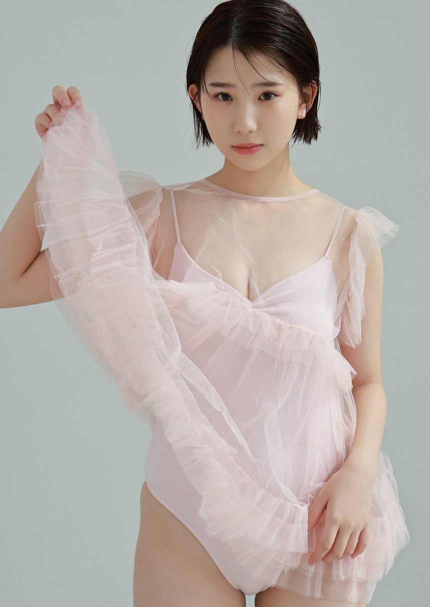 【デジタル限定 YJ PHOTO BOOK】西尾希美(iRiNE)写真集「はかなげピュア」