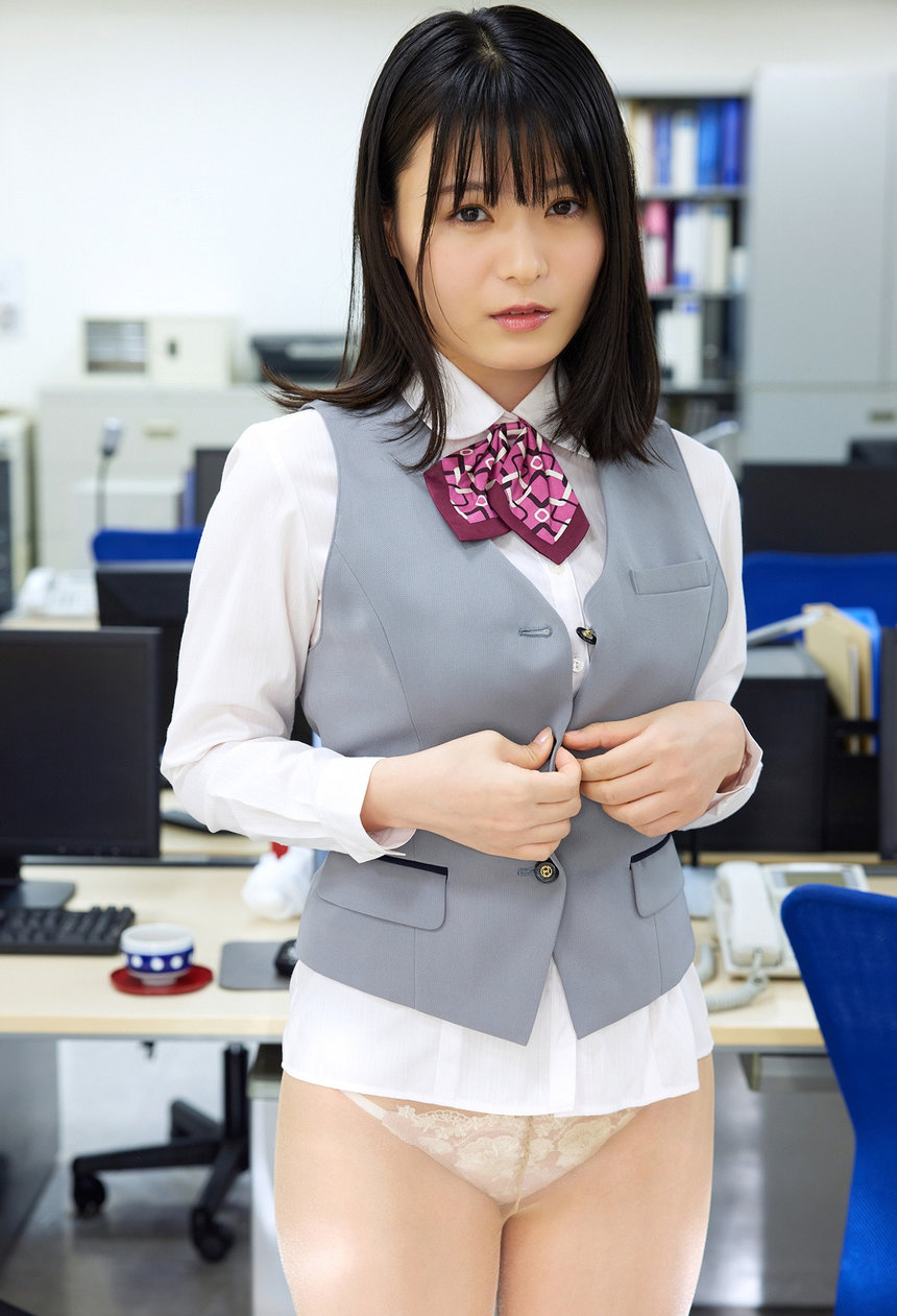 何かお困りですか？　星名美津紀 解禁グラビア写真集