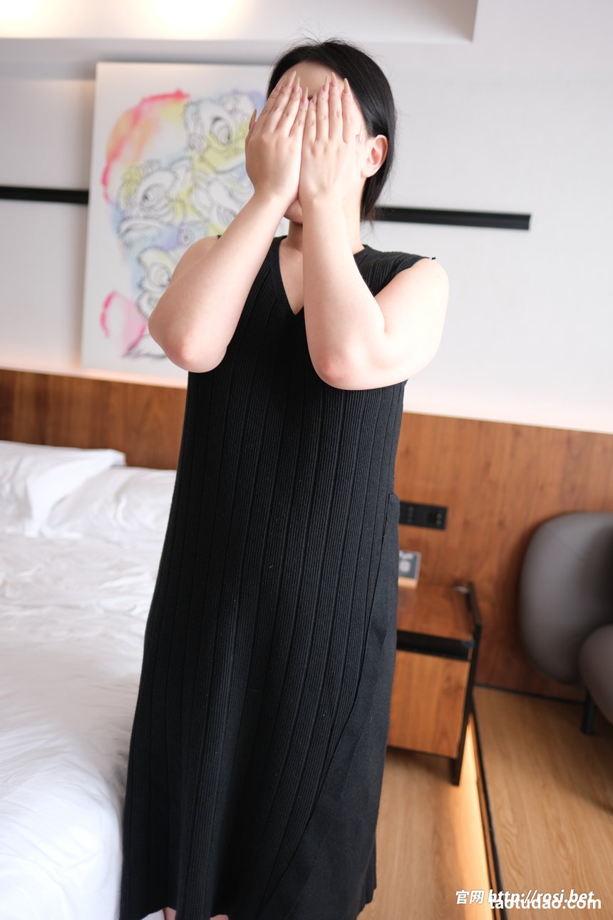 [ROSI写真]2026.05.04 NO.5264[49+1P／108MB]