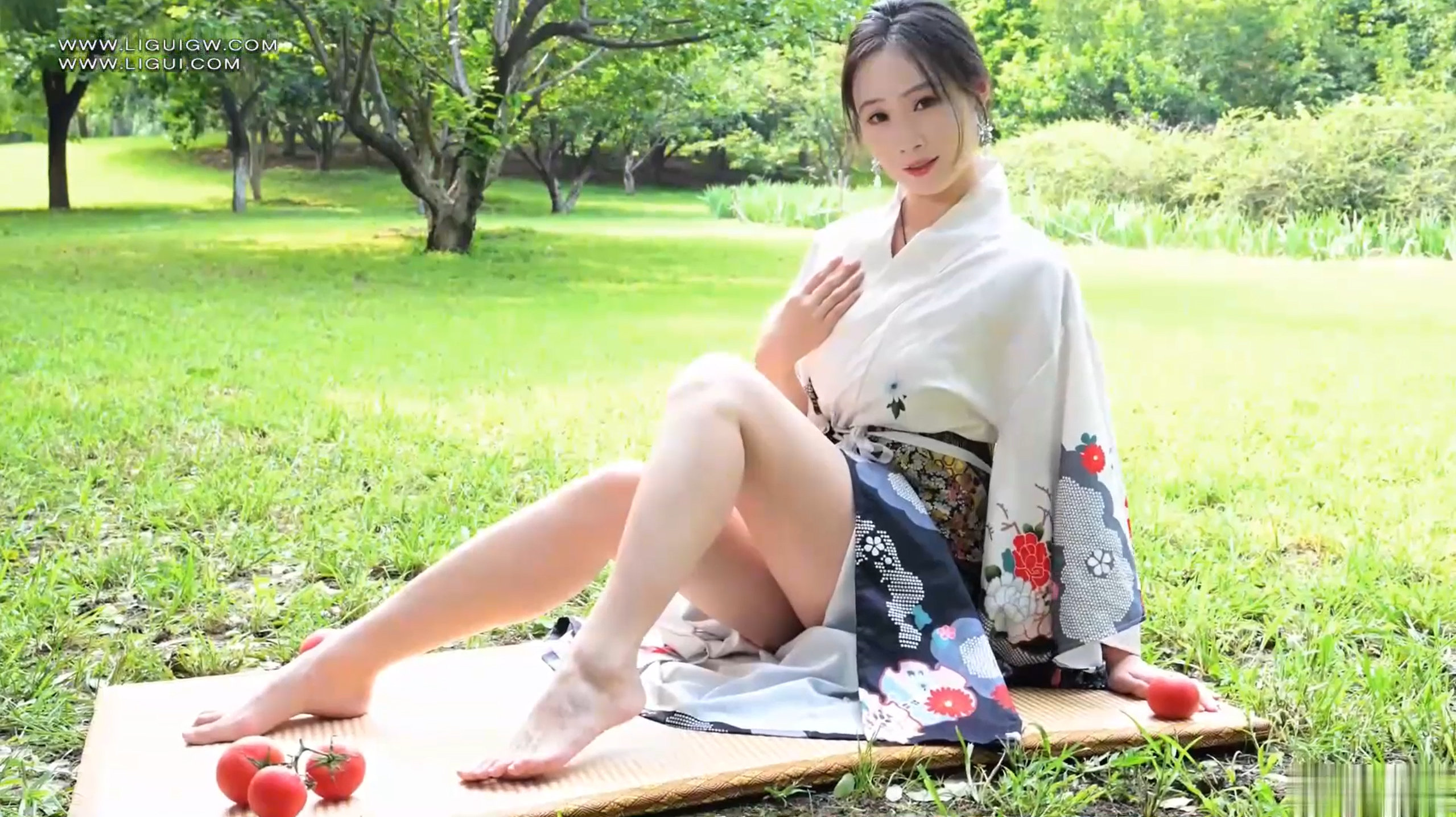 [ligui丽柜] hd视频 2026.05.30 和风夏韵·丝腿魅影 qingqing [1V-953MB]