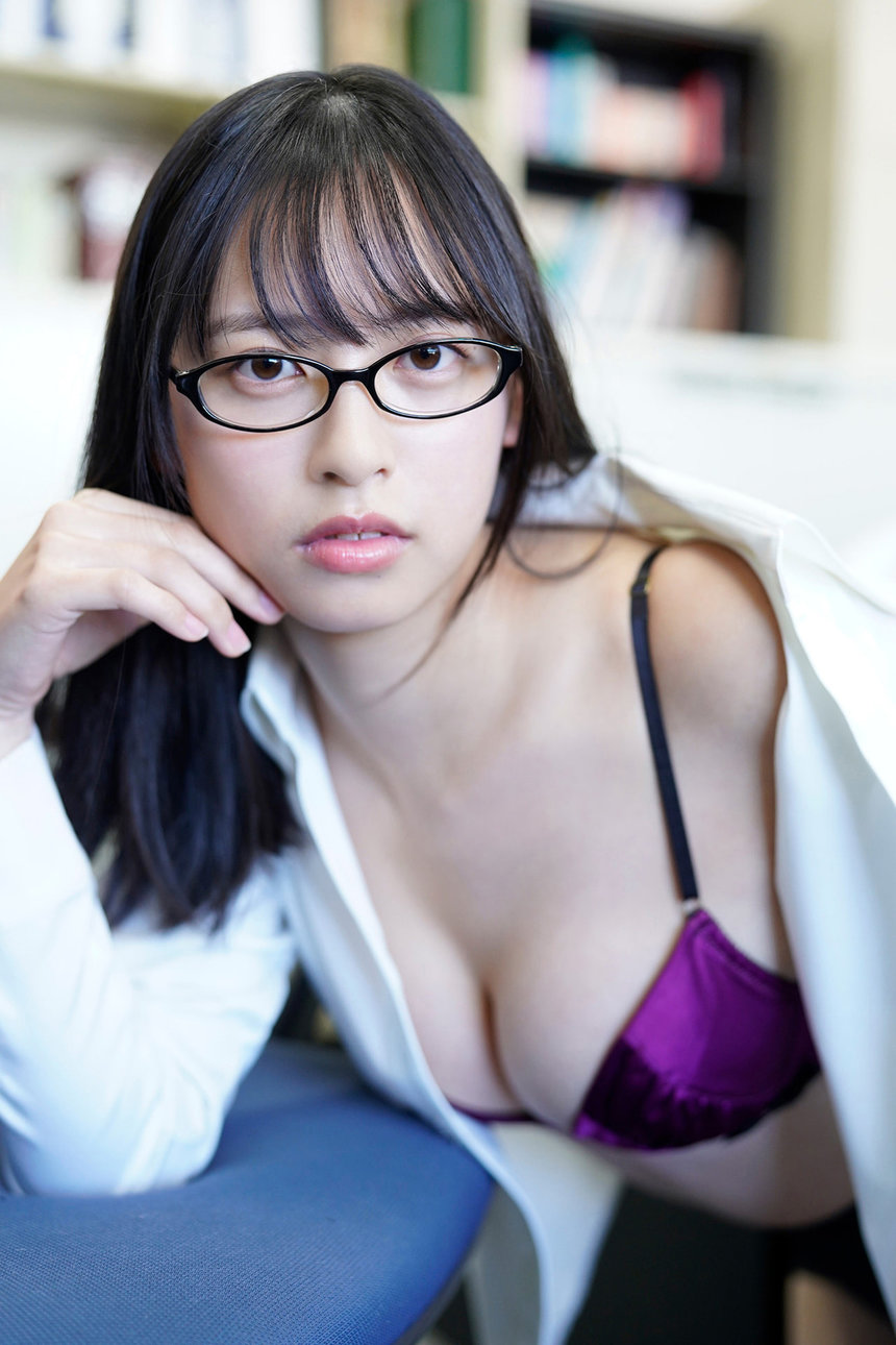 大槻りこ「Sparkle」 BRODYデジタル写真集