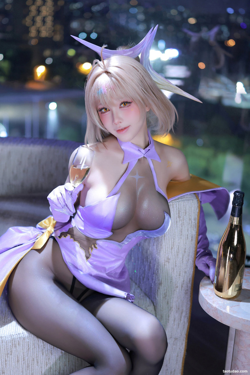水淼Aqua –  Nikke胜利女神 阿妮斯·超级巨星·星光[54P-79.1M]