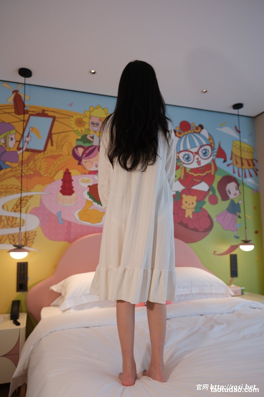 [ROSI写真]2026.05.13 NO.5273[72+1P／166MB]