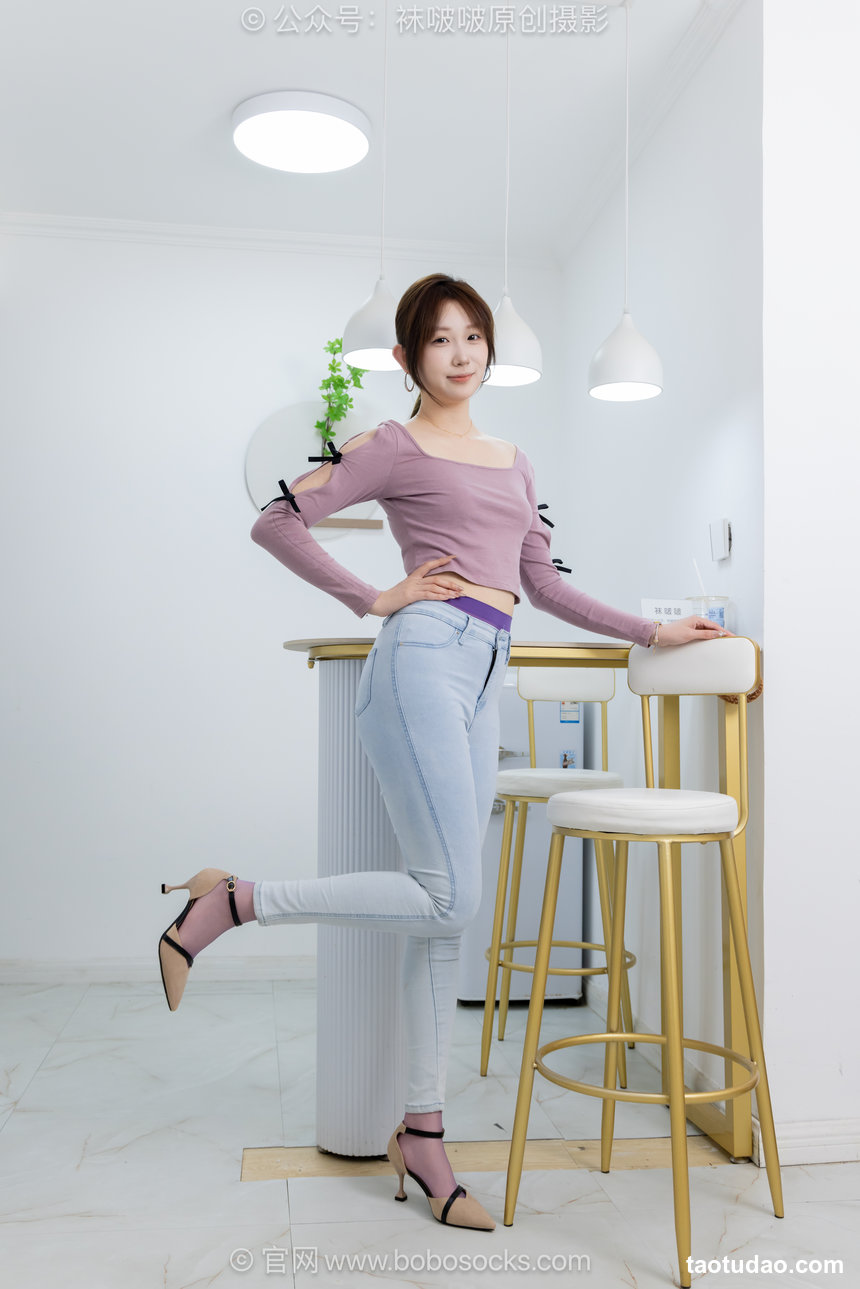 BoBoSocks袜啵啵 No.705 香菜-高跟鞋、薄紫丝、牛仔裤裤里丝 [161P1V-6.66GB]