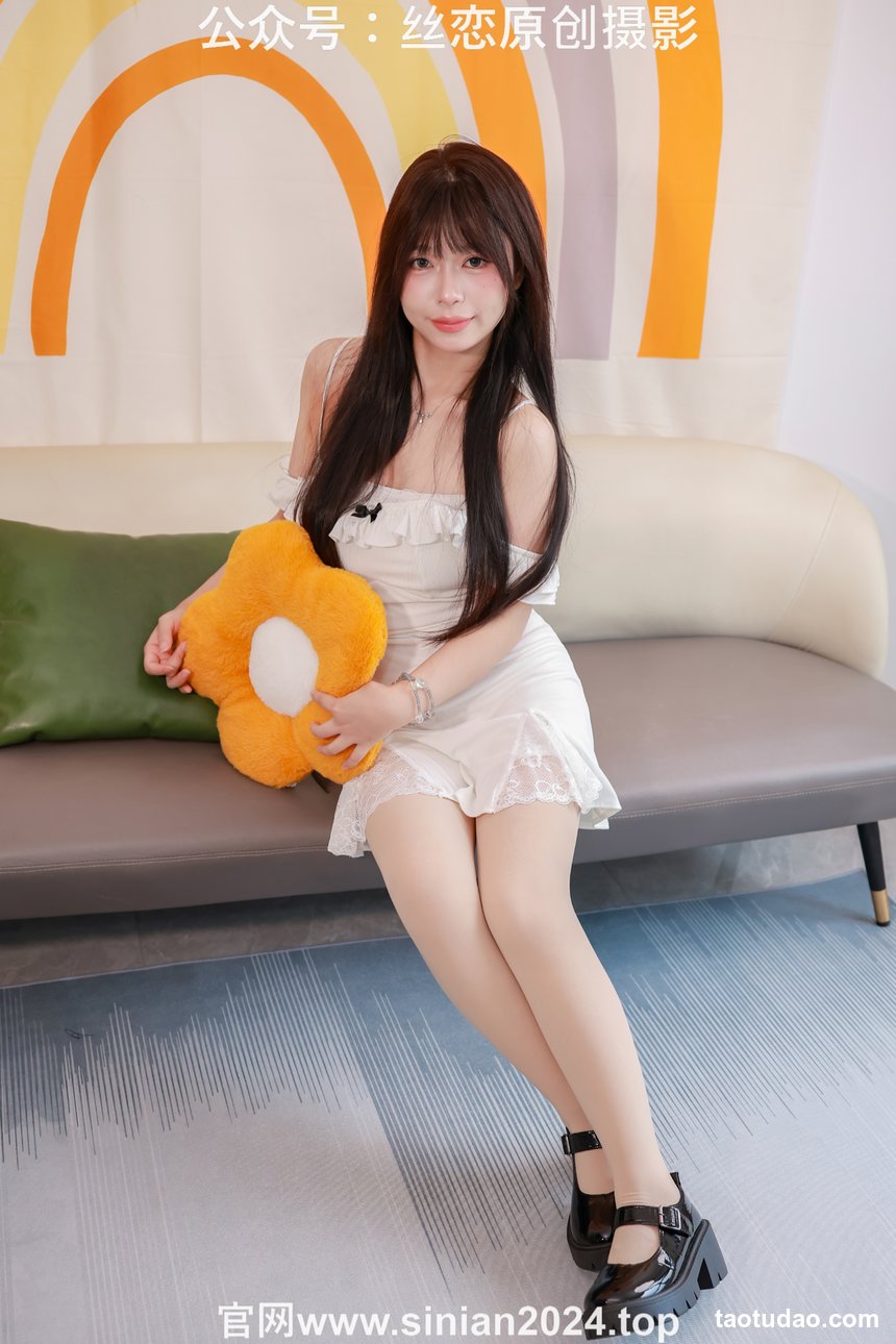 丝恋摄影 NO.063 泡芙-白色睡裙  厚肉丝袜 黑色玛丽珍[359P+1V／4.35GB]