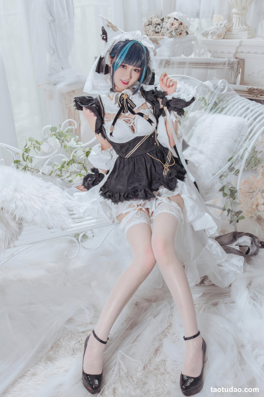 羽生三未 –  碧蓝航线 柴郡