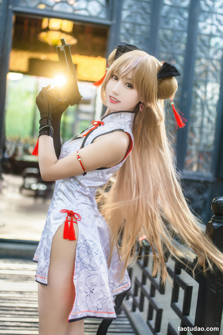 羽生三未 –  少女前线 MK23·蜂糖花
