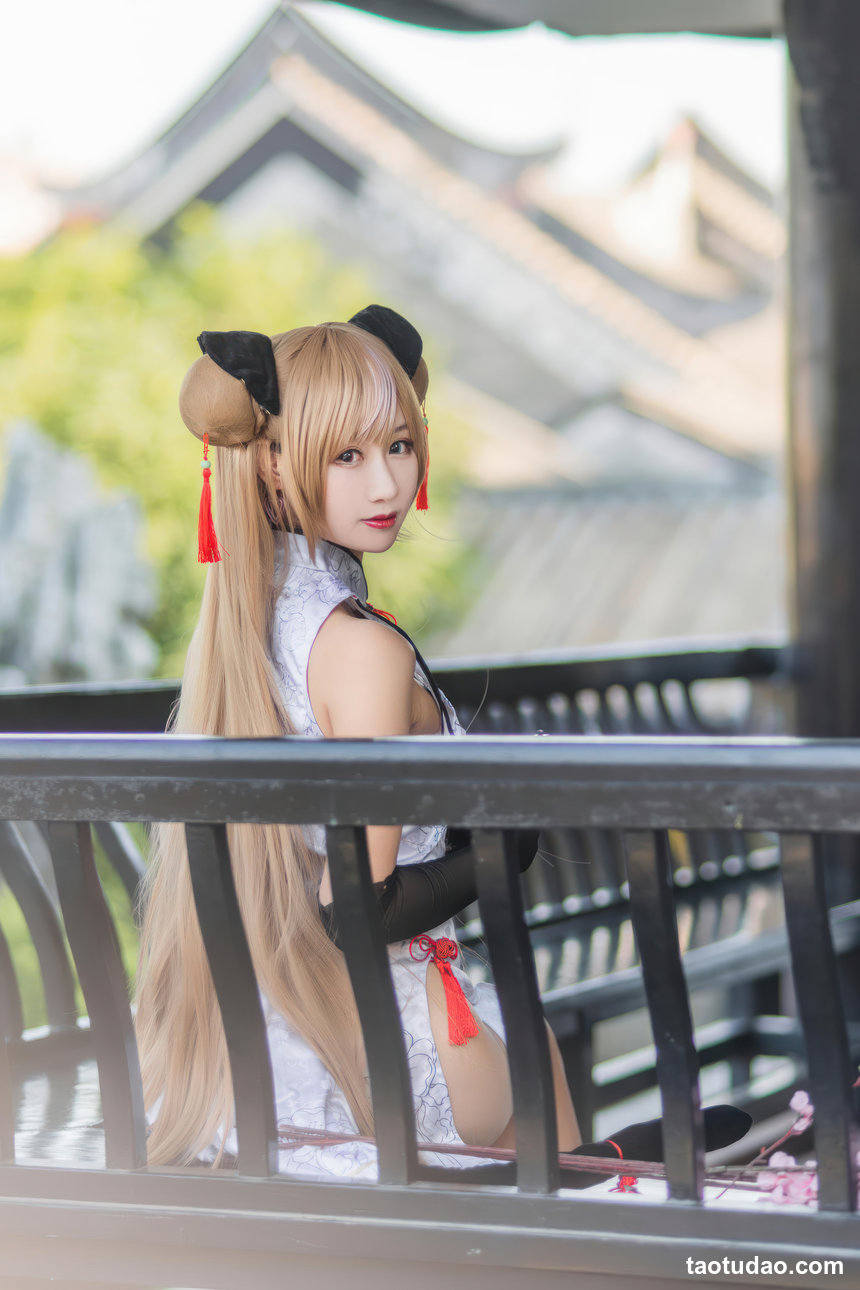 羽生三未 –  少女前线 MK23·蜂糖花