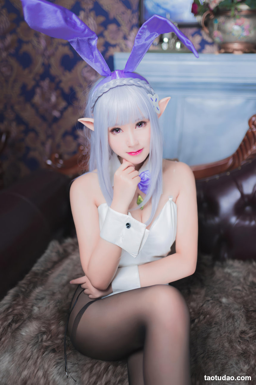羽生三未 –  从零开始的异世界生活 艾米莉亚兔女郎