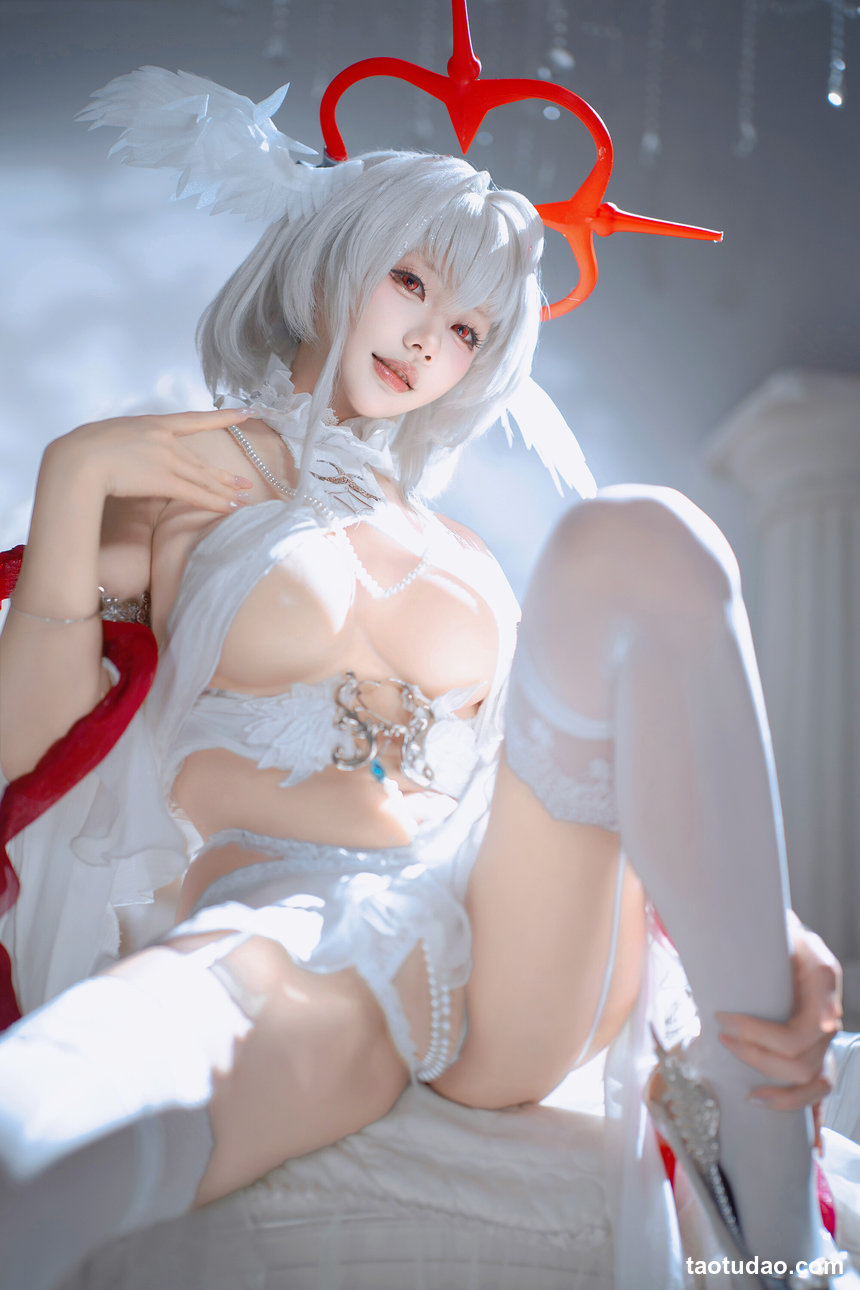 是一只熊仔吗 – 碧蓝航线 珍珠号·魔堡中的堕天使