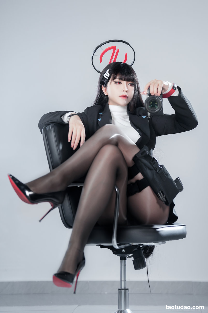 半半子 –  莉音本