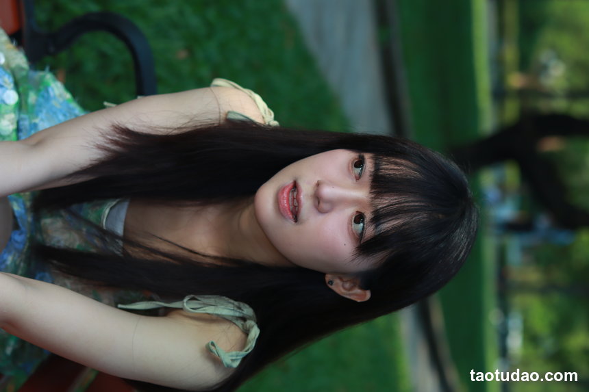 约拍系列 020号作品 超高颜值短裙学生妹小姐姐[333P+12V／4.83GB]