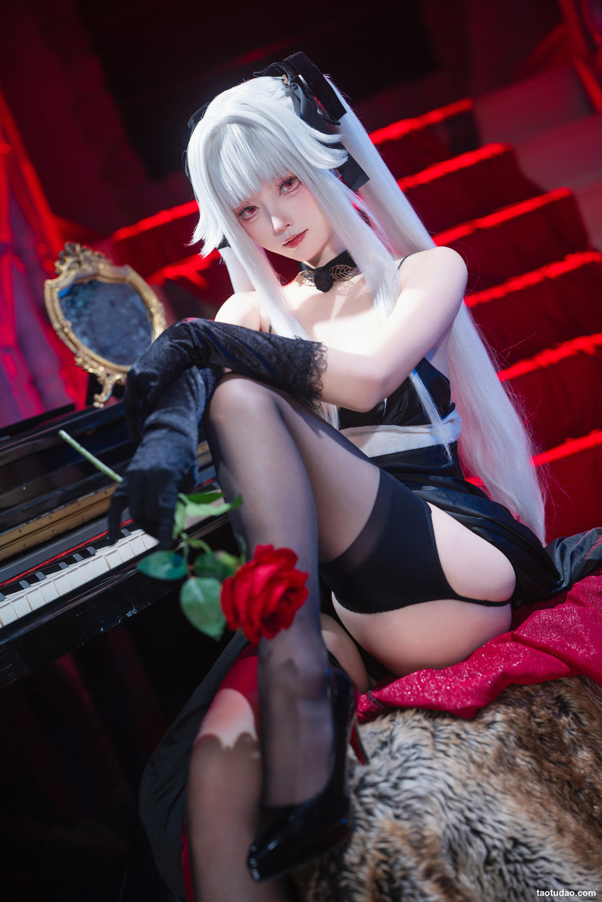 大大卷卷小卷 – 美少女万华镜 篝之雾枝礼服