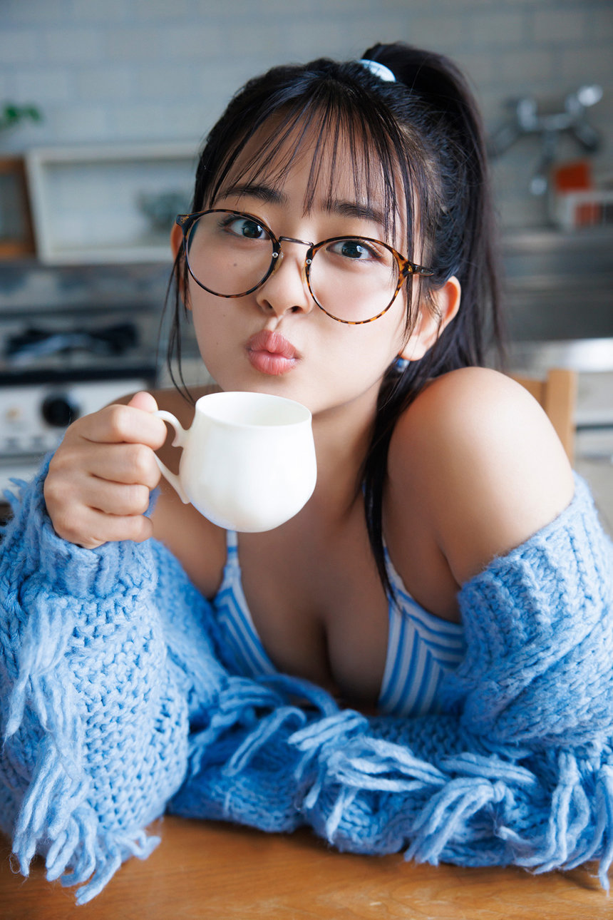 高倉菫（すみぽん）写真集「君と二人きりで」