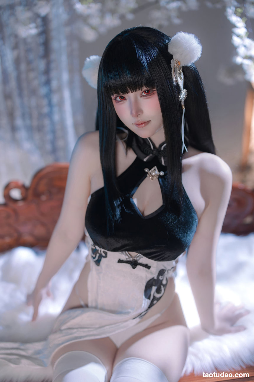 屿鱼 –  碧蓝航线 史特拉塞·艳书美玉