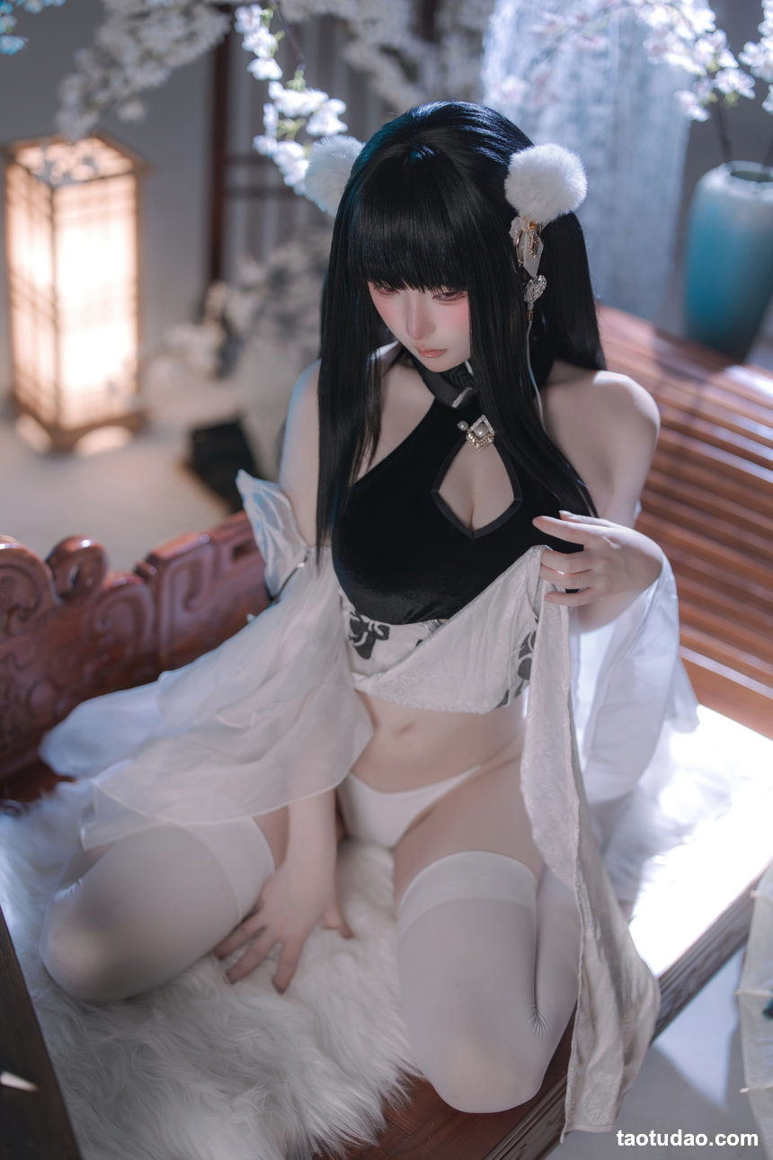 屿鱼 –  碧蓝航线 史特拉塞·艳书美玉
