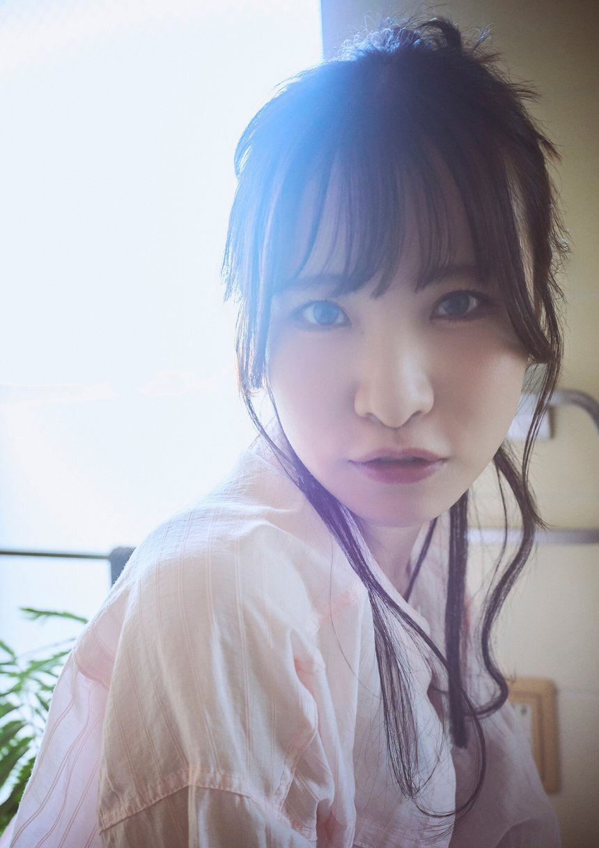 遠野ひかる BRODYデジタル写真集「光さす方へ」