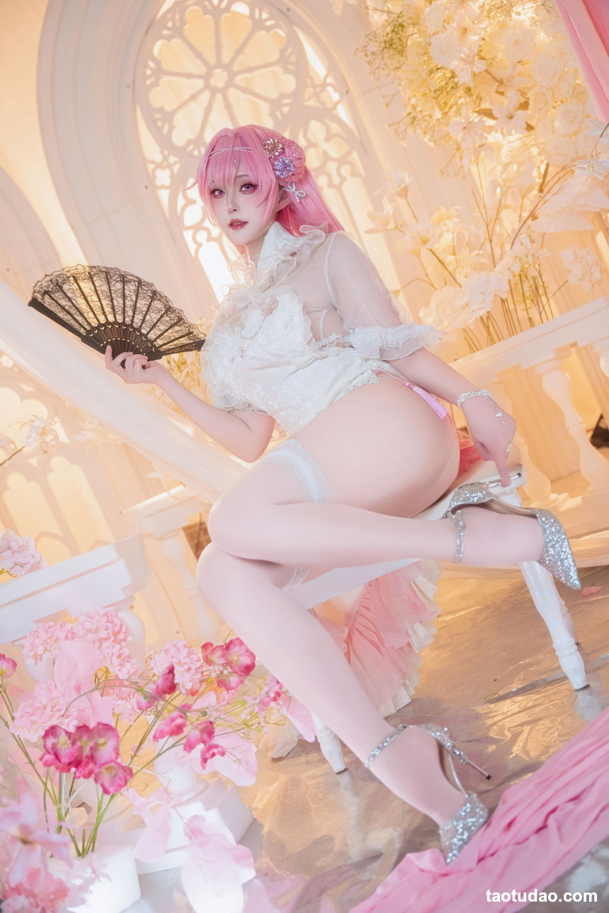 Natsuko夏夏子 –  NIKKE 桃乐丝旗袍