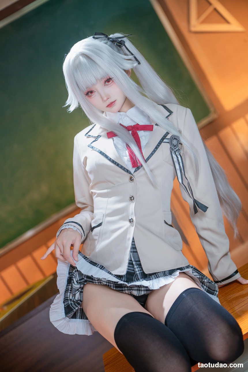 大大卷卷小卷 –  美少女万华镜 篝之雾枝校服