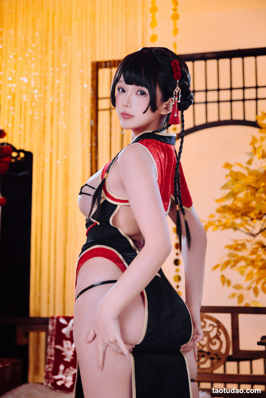 日奈娇 –  新年限定旗袍