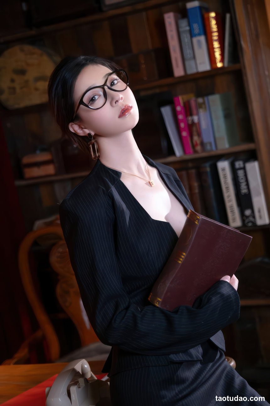 年年nnian – NO.160 麻辣女教师