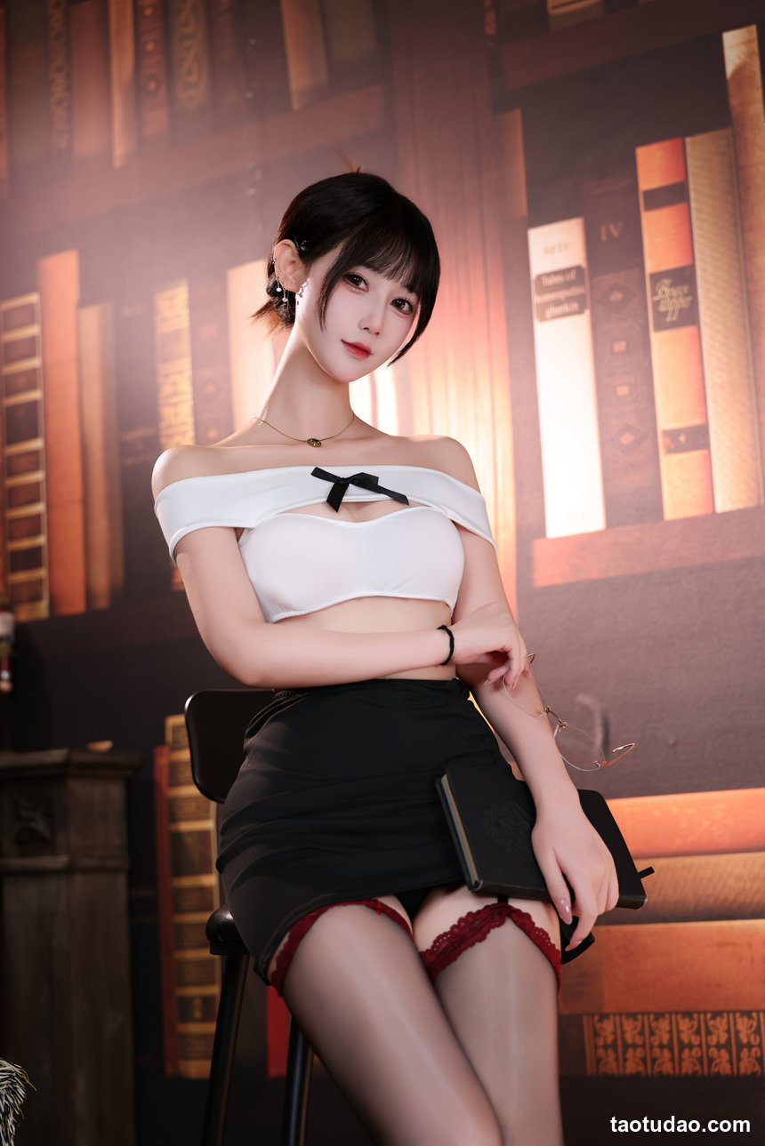 羽生三未 – NO.039 甜系OL