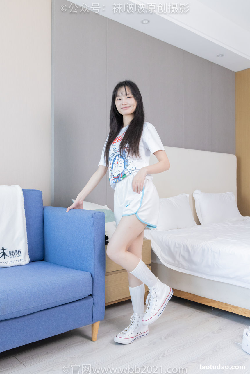 BoBoSocks袜啵啵 积分限定作品046 甜甜圈-匡威帆布鞋、板鞋、白棉袜、黑棉袜