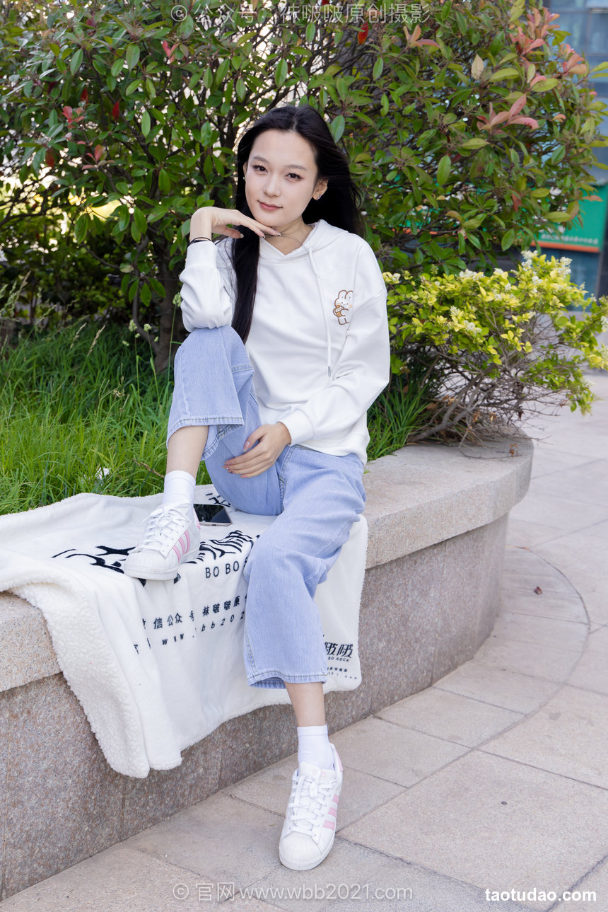 BoBoSocks袜啵啵 积分限定作品048 焦糖-板鞋、白棉袜、裸足