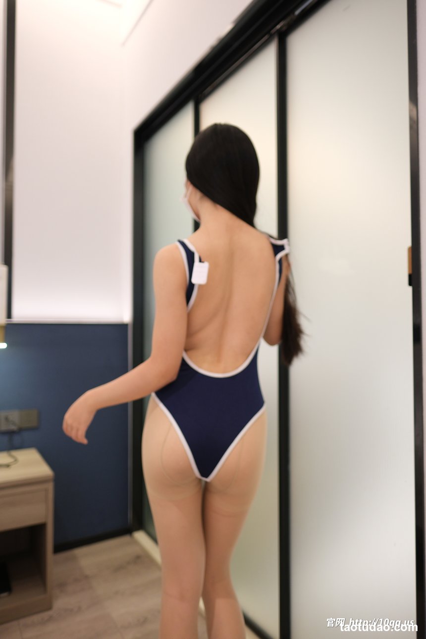 [ROSI口罩系列]2026.03.29 NO.3577[90+1P／222MB]