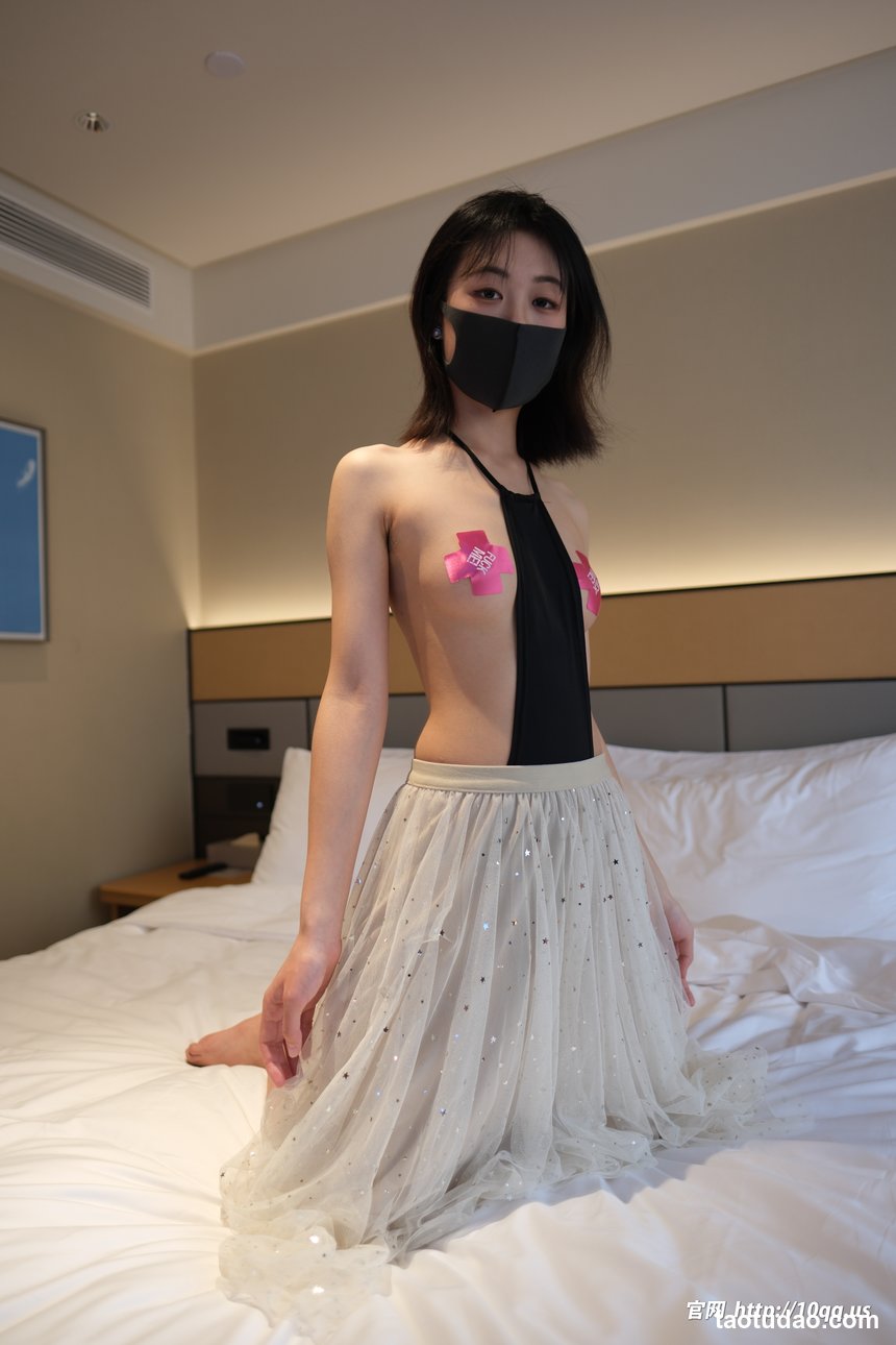 [ROSI口罩系列]2026.03.30 NO.3578[96+1P／227MB]