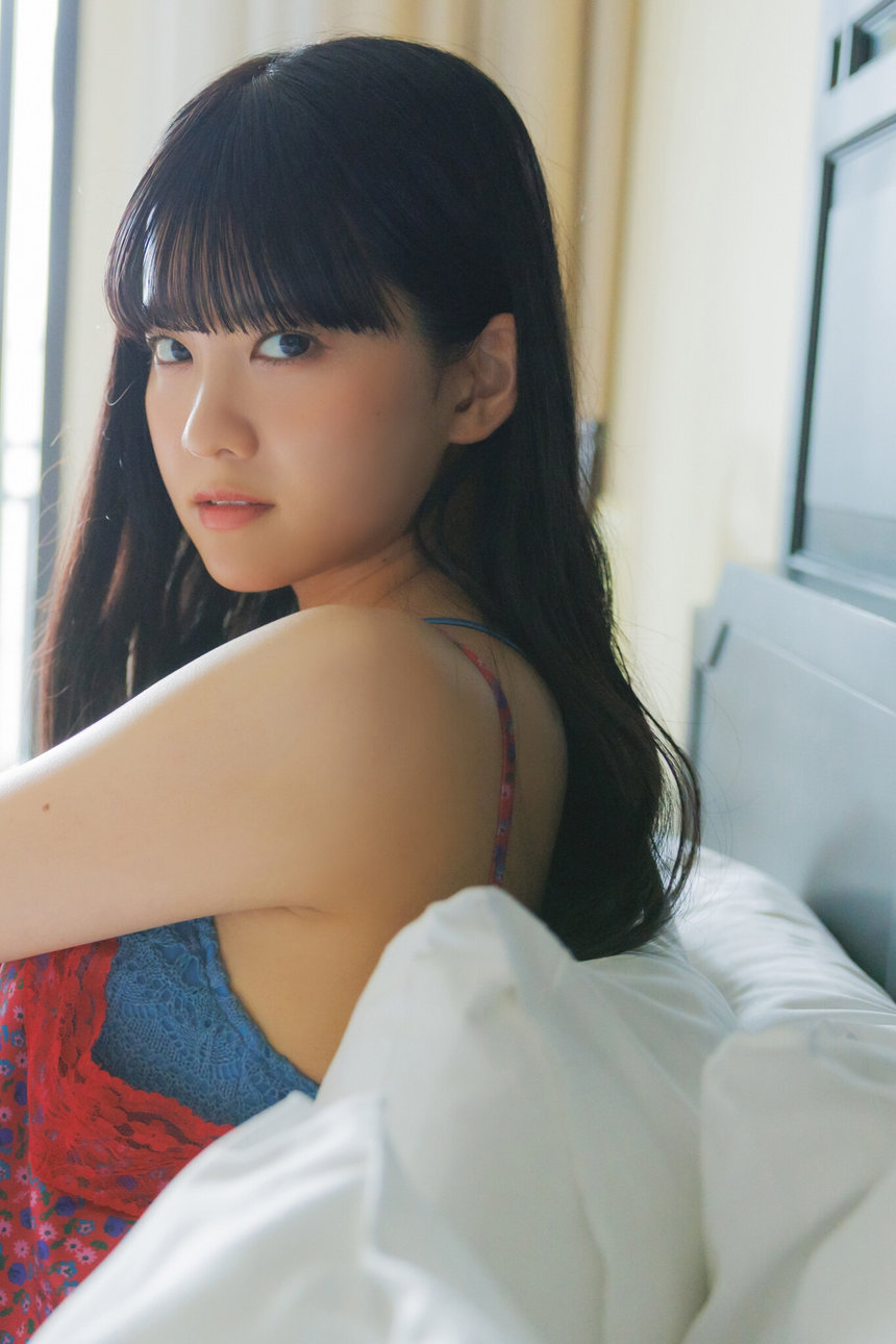 大西亜玖璃 最新写真集 「LONG VACATION」オフィシャル