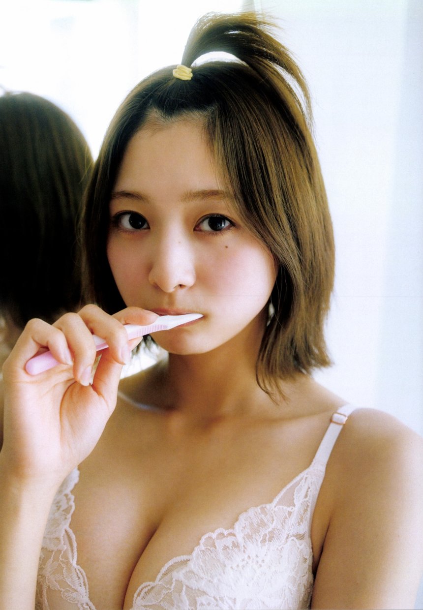 富田鈴花1st写真集「鈴花サーキット」2025.08.05