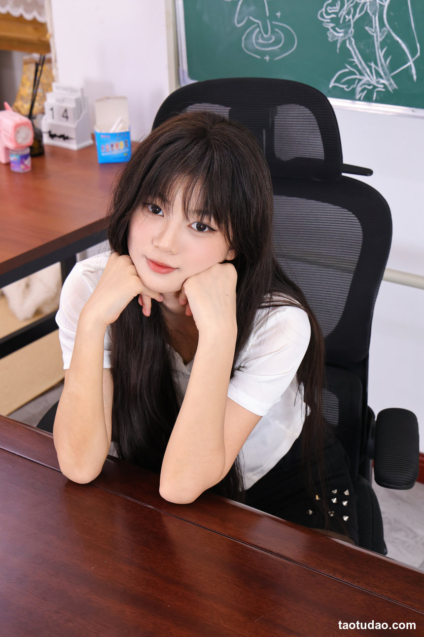 绮梦摄影 2026.06.22 No.665 予桐 珍藏无修无水印版